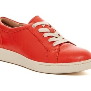 Clarks Women's Red Classic Leather Sneakers